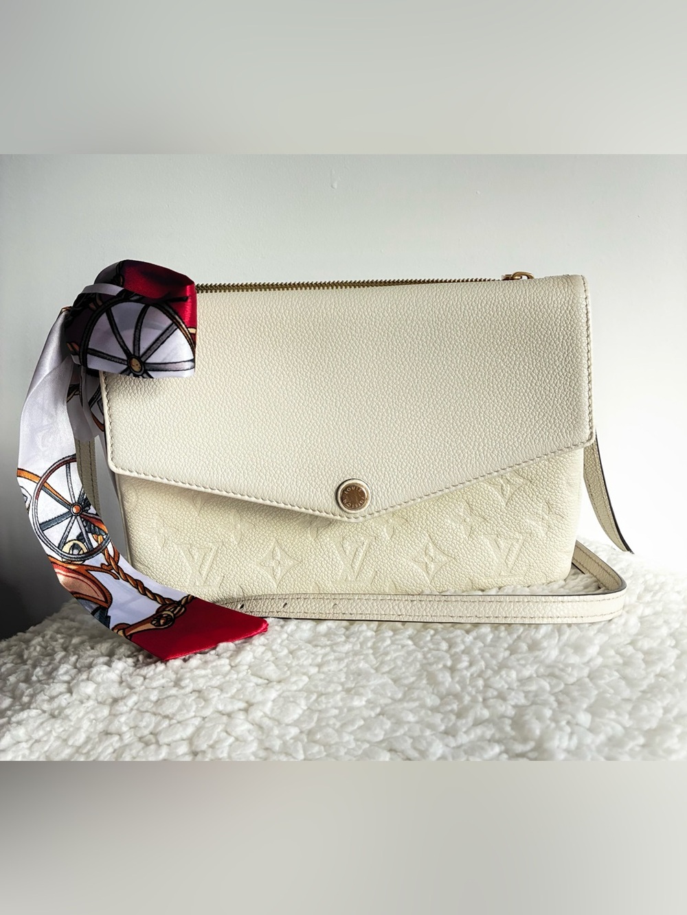 Louis Vuitton White Empreinte Twice Leather
